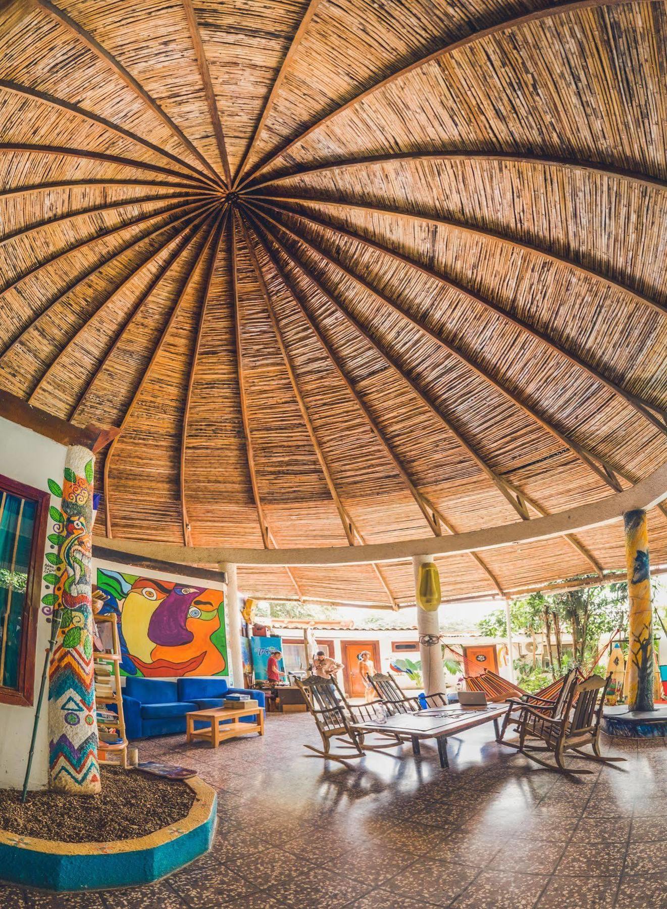 Pura Vida Hostel Tamarindo Exterior photo